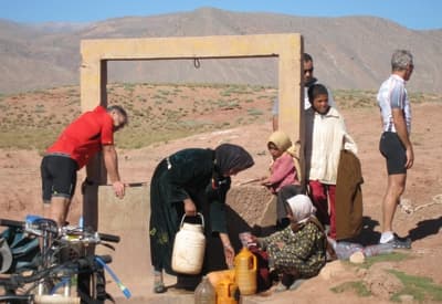 Vététistes et nomades rencontre au puits